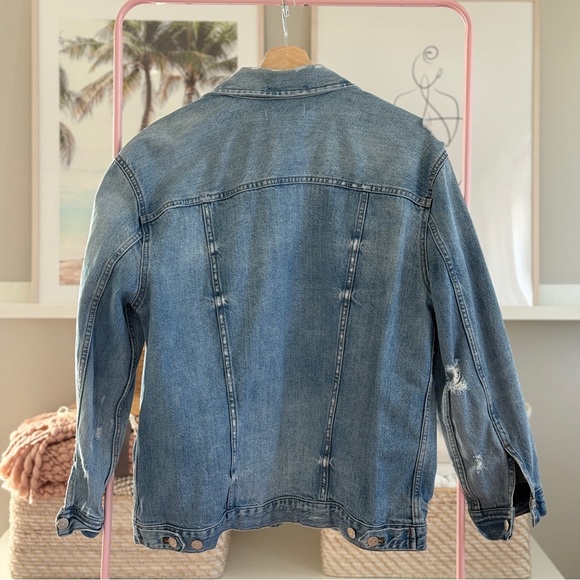 Madewell Distressed Denim Trucker Jacket (L) - Picture 7 of 7